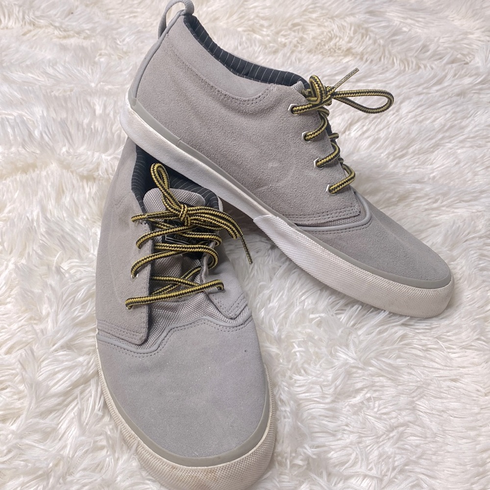 Quiksilver Reese Forbes Gray Suede Leather Lace-Up Sneakers Size 9